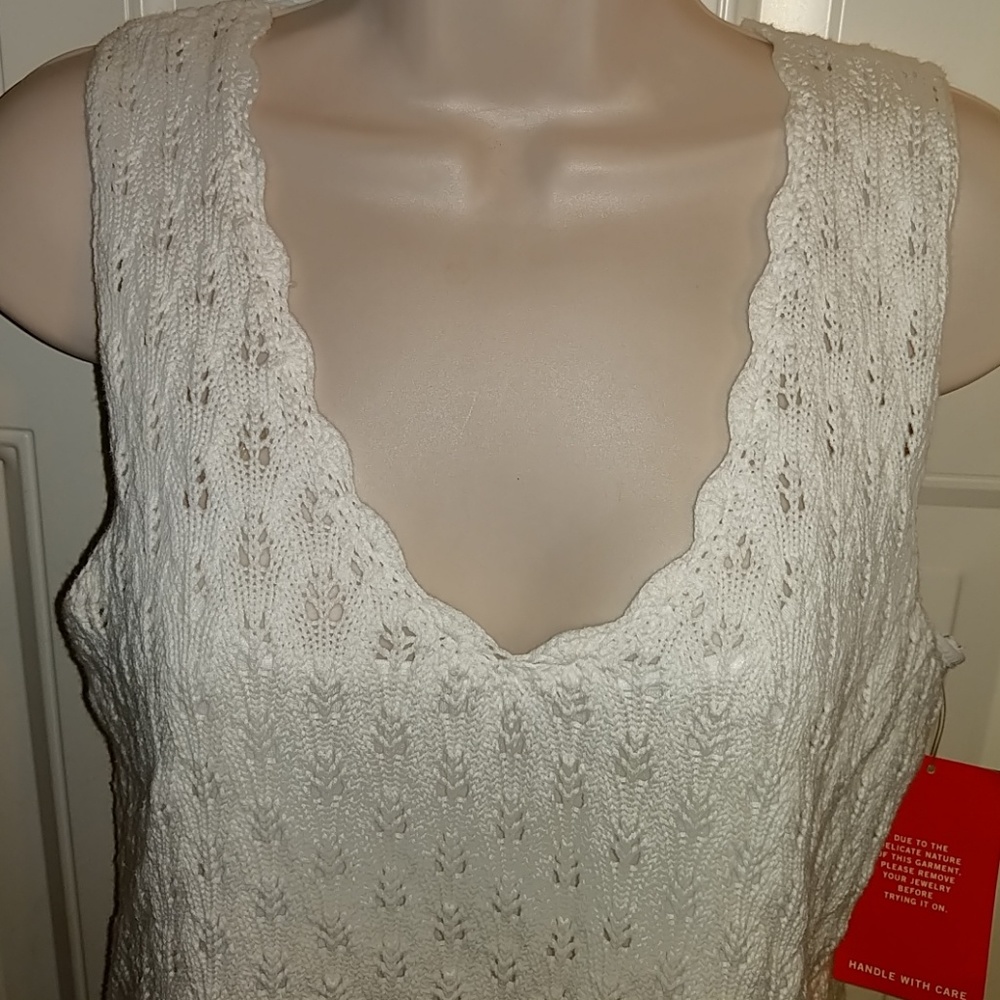 TOP (2) CAMI INSIDE - Picture 2 of 5